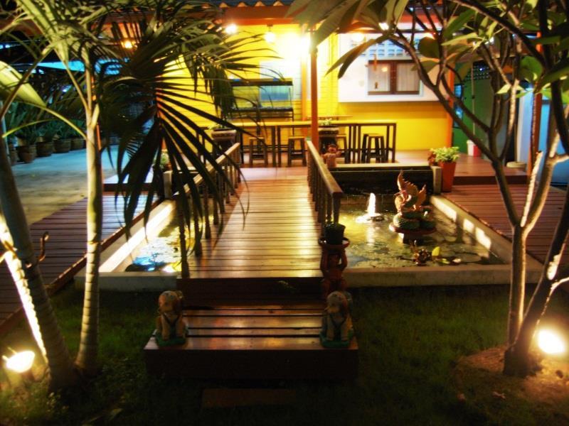 Vareevara Apartment Bangkok Dış mekan fotoğraf